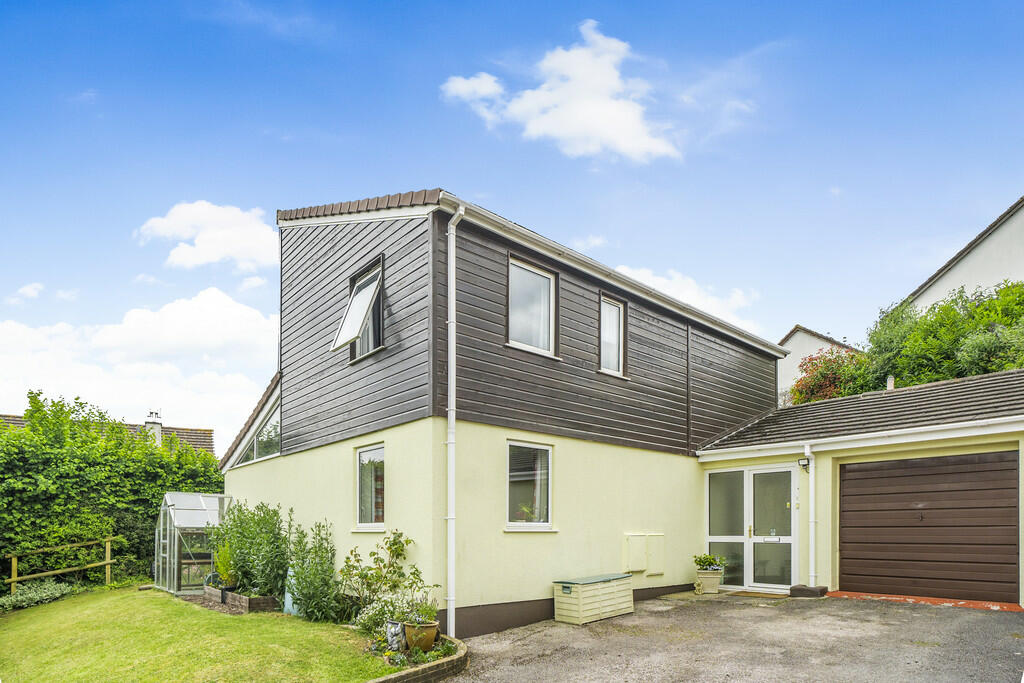 3 bedroom link detached house for sale in River Valley Road, Chudleigh