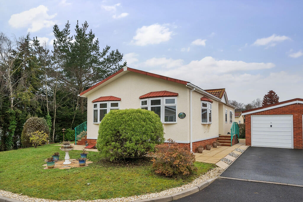 Main image of property: New Park, Bovey Tracey 