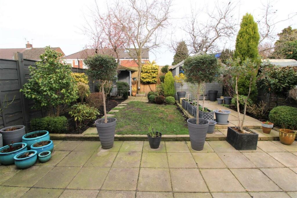 3 bedroom detached house for sale in Shaw Head Drive, Failsworth, Manchester, M35