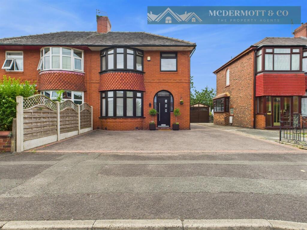 Main image of property: Kew Road, Failsworth