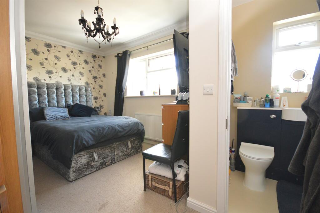 Additional property image - Sunnyside, Braintree, CM7