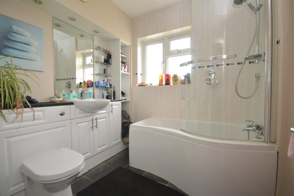 Additional property image - Sunnyside, Braintree, CM7