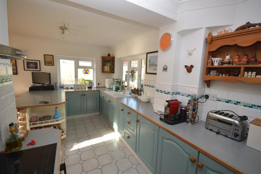 Additional property image - Kynaston Road, Panfield, Braintree, CM7