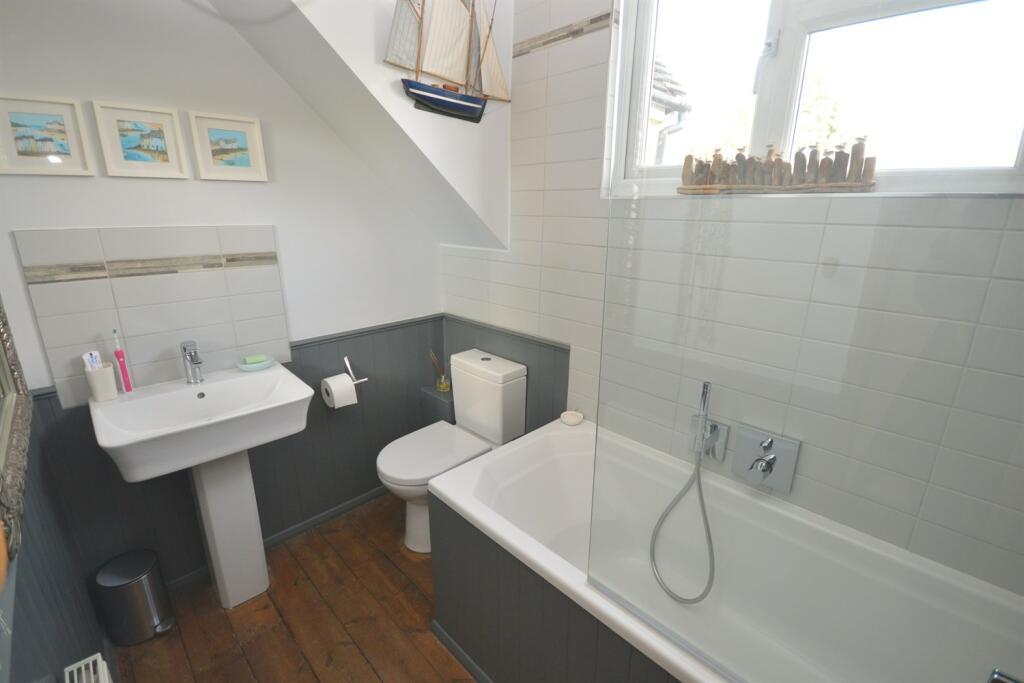 Additional property image - Kynaston Road, Panfield, Braintree, CM7