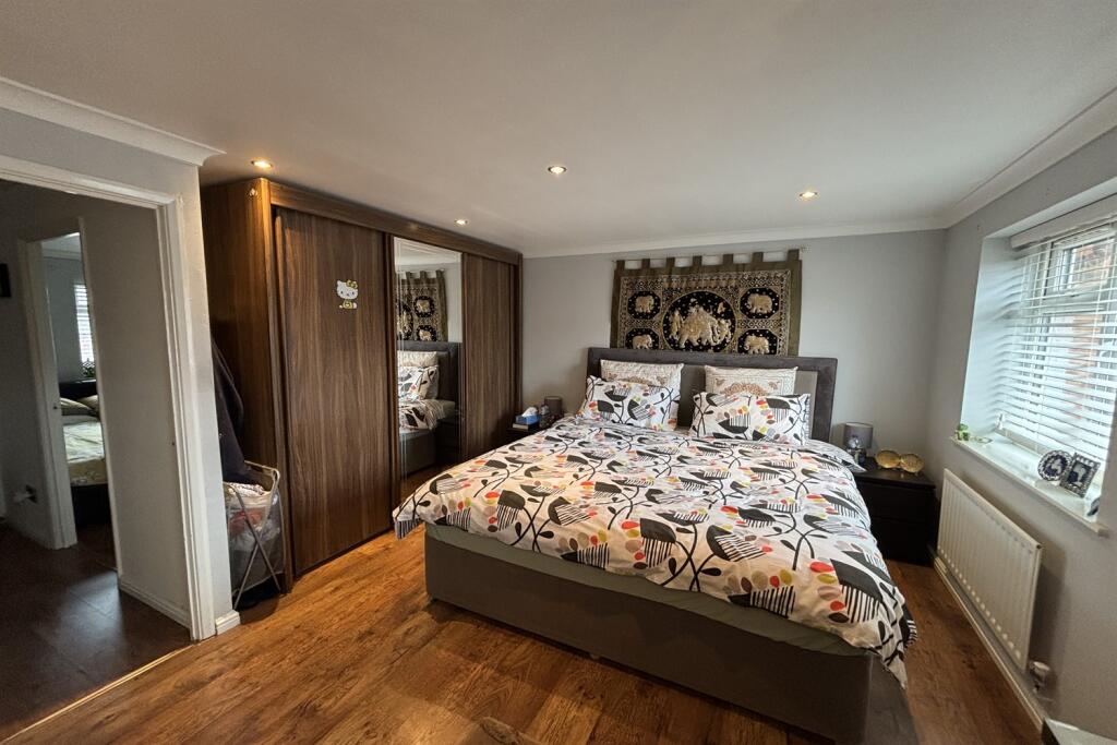 Additional property image - Stafford Crescent, Braintree, CM7