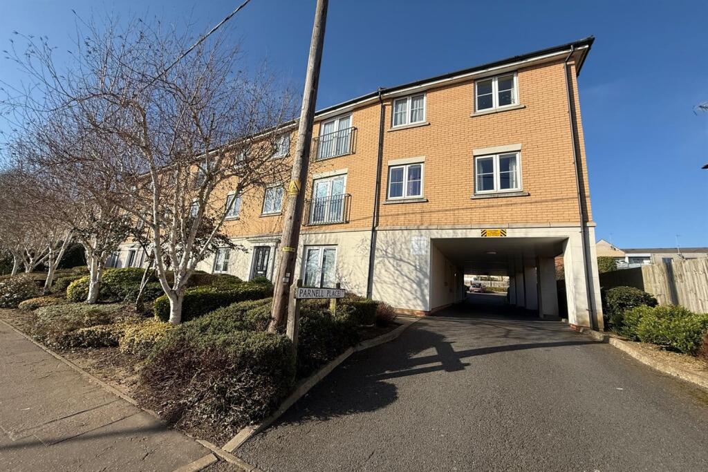 Main image of property: Parnell Place, Braintree, CM7