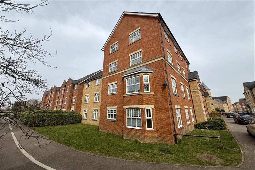 Main image of property: Malyon Close, Braintree, CM7