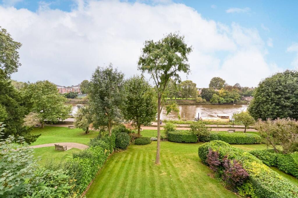 Main image of property: Northumberland Place, Richmond Hill, Richmond, TW10