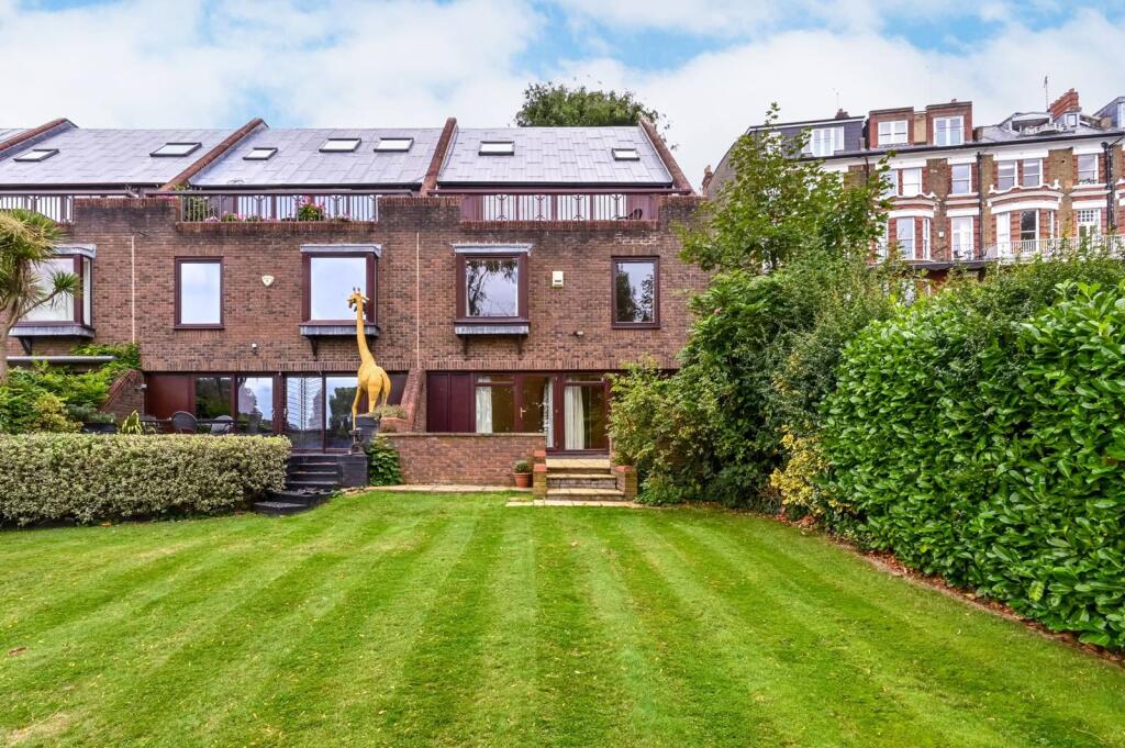 Main image of property: Northumberland Place, Richmond Hill, Richmond, TW10