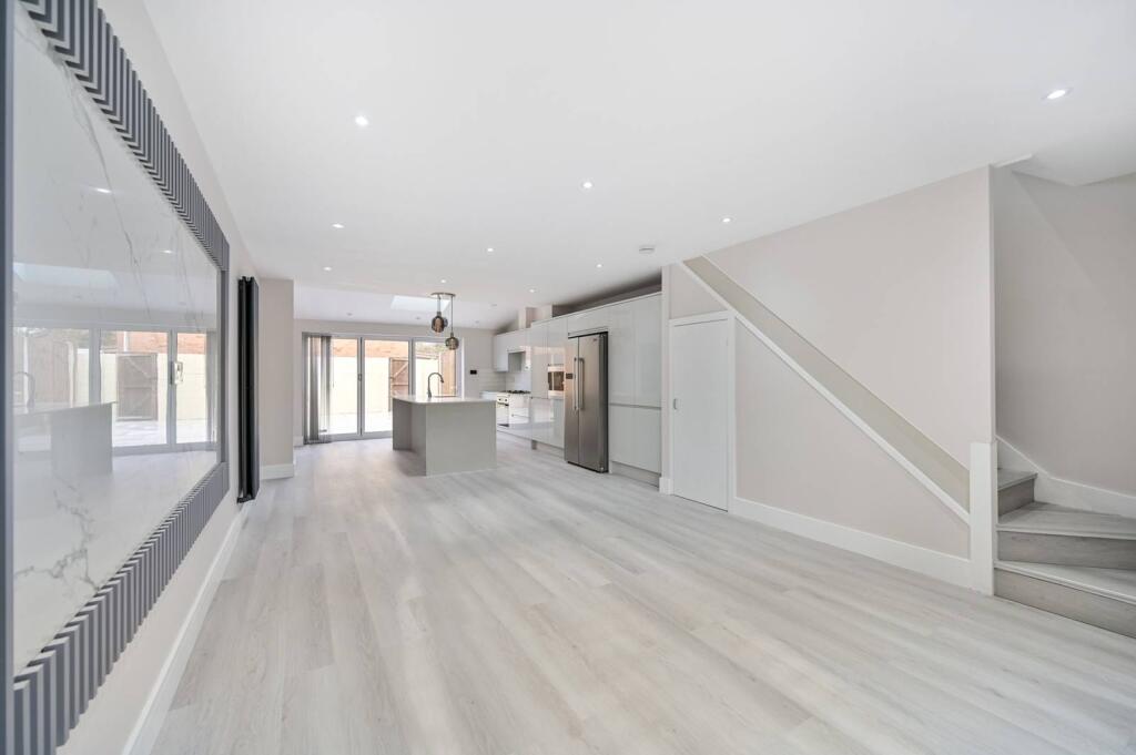 Main image of property: Yeomans Mews, Whitton, Isleworth, TW7