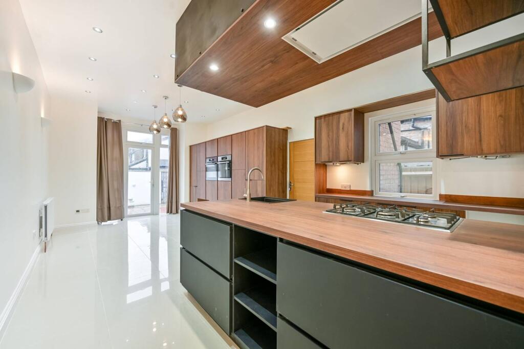 Main image of property: St Leonards Road, Mortlake, London, SW14