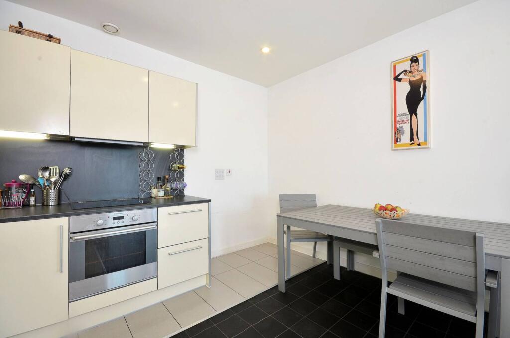 Main image of property: Hardy House, Union Lane, Isleworth, TW7