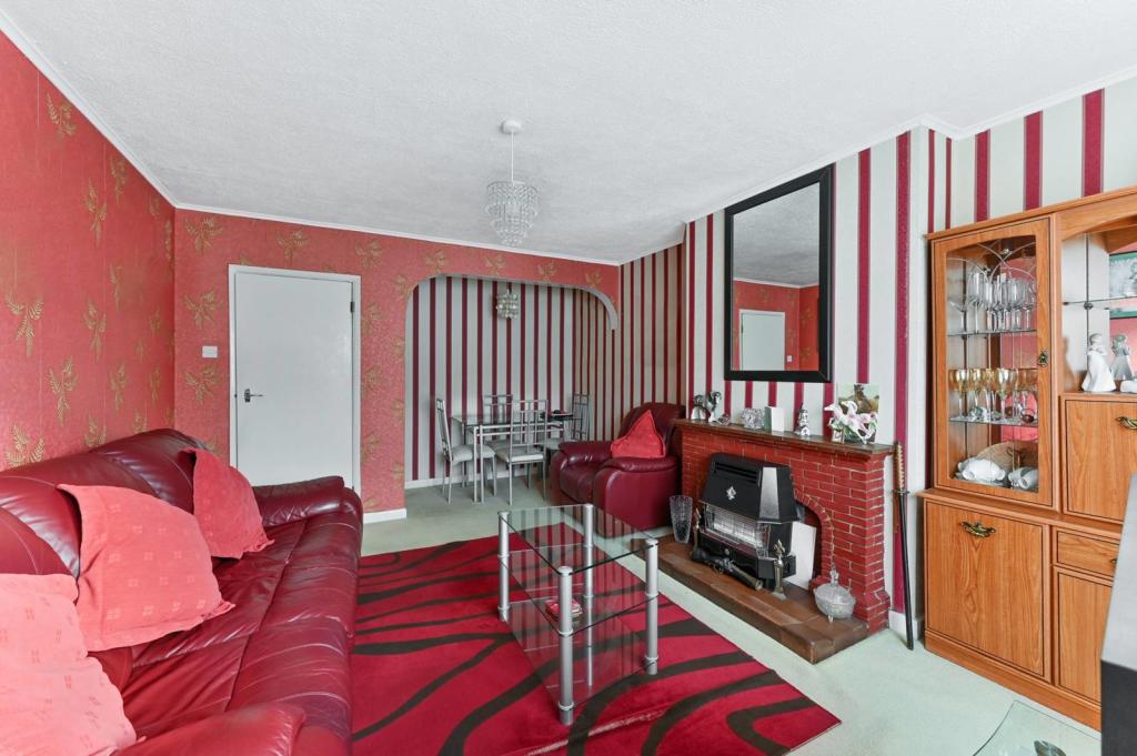 LAWRENCE ROAD, LONDON, SE25  