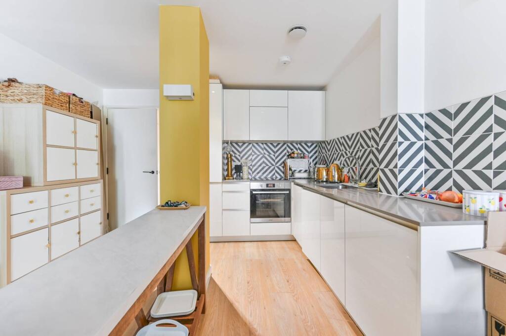 Main image of property: Cargreen Road, South Norwood, London, SE25