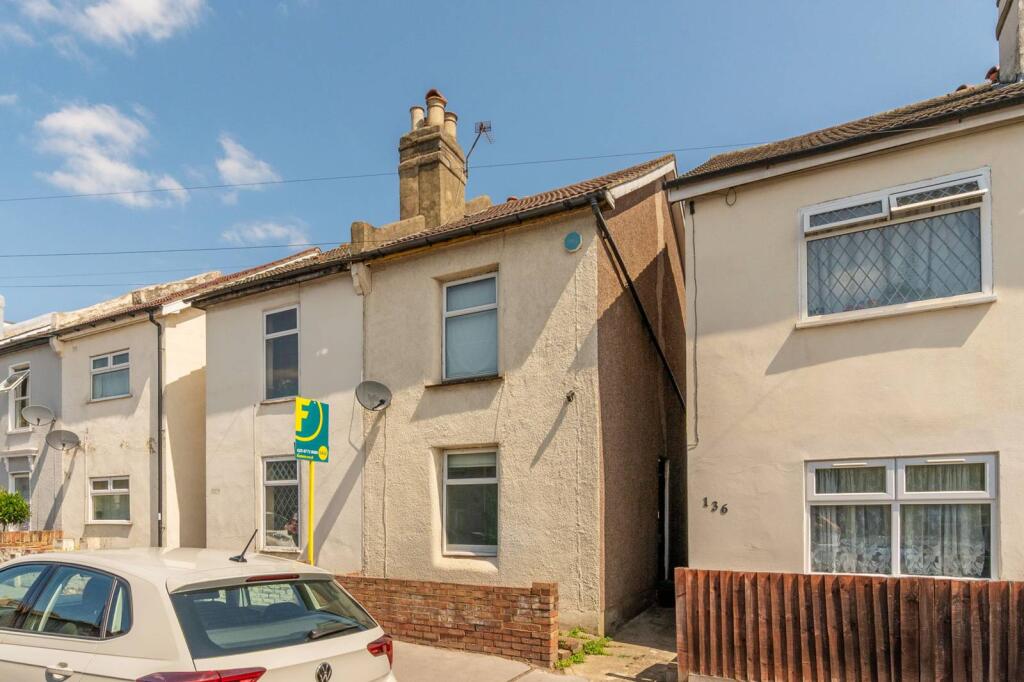 Main image of property: Clifton Road, South Norwood, London, SE25