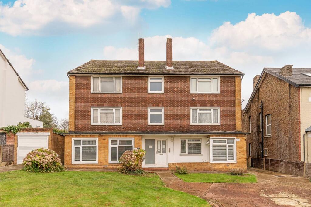 Main image of property: Elmers End Road, Beckenham, London, SE20