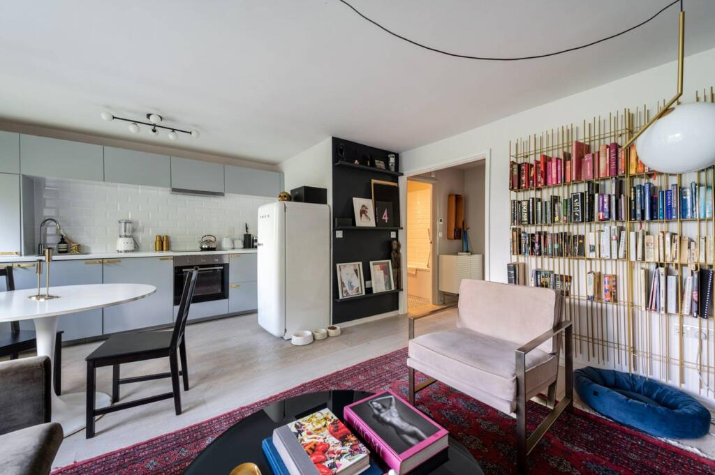 Main image of property: Eskmont Ridge, Crystal Palace, London, SE19