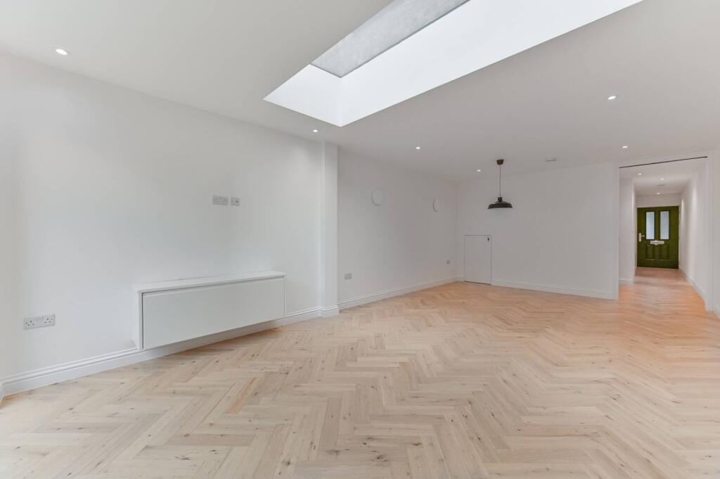 Main image of property: Ravensdale Gardens, Crystal Palace, London, SE19