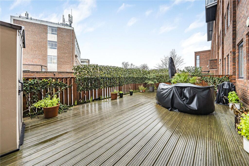 Main image of property: London Road, Isleworth