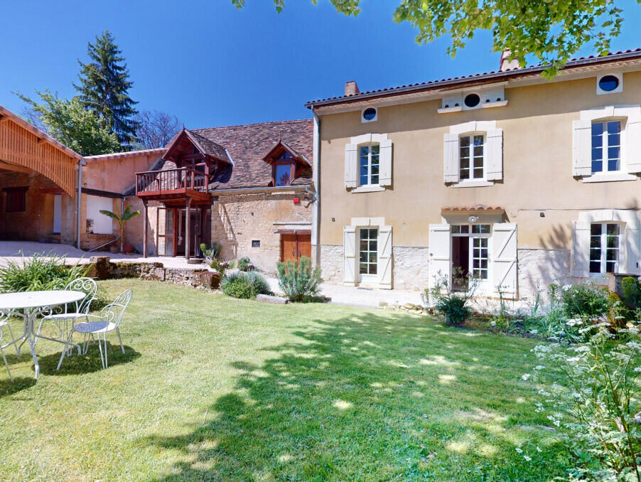 Main image of property: Sainte-Alvere, Aquitaine, 24510, France