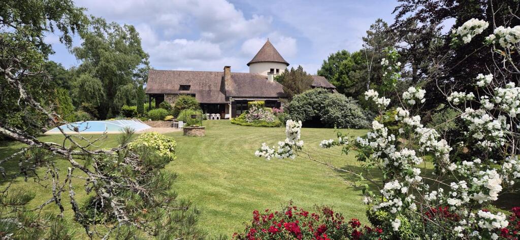 Main image of property: Thiviers, Dorodgne, 24800, France