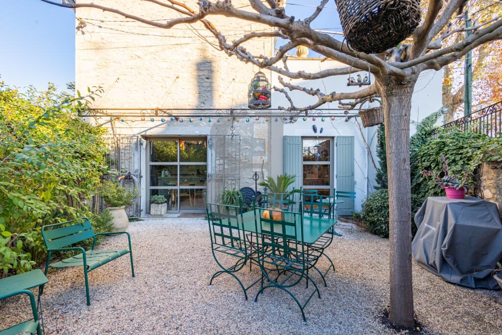 Main image of property: Saint-Remy-De-Provence, Provence-Alpes-Cote d'Azur, 13210, France