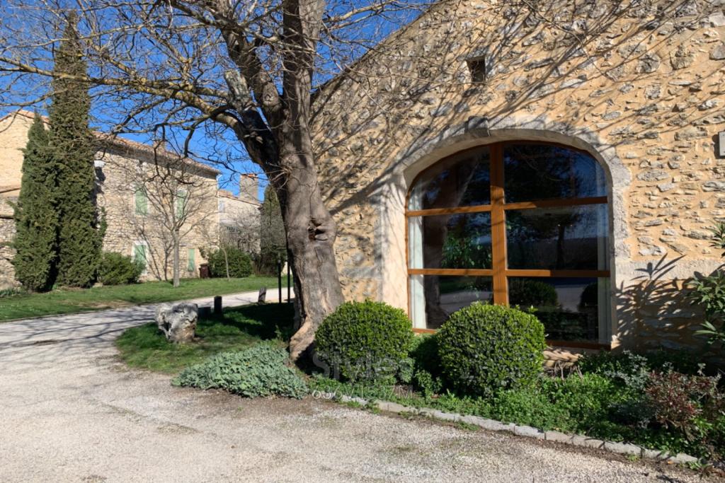 2 bedroom stone house for sale in Uzes, LanguedocRoussillon, France