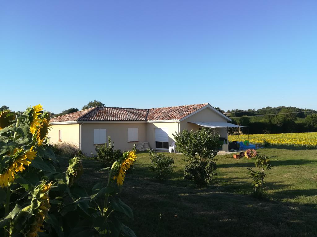 4 bedroom bungalow  for sale in Cancon Aquitaine  France