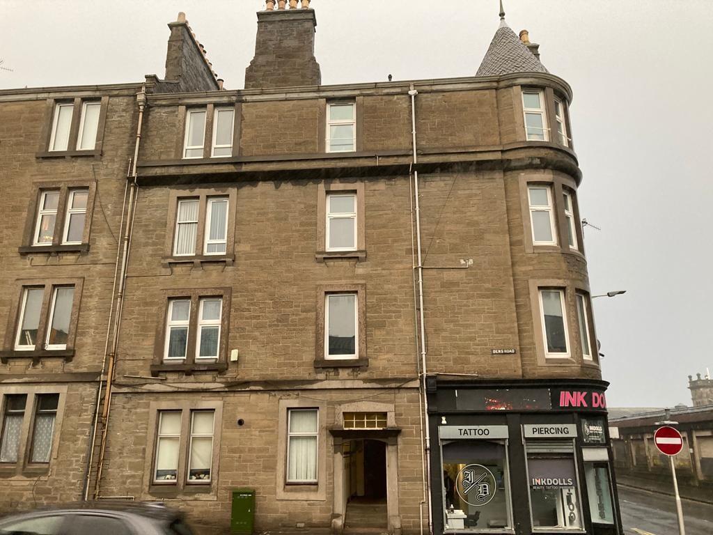 Main image of property: 3 3.R Dens Road, Dundee, DD3 7SR