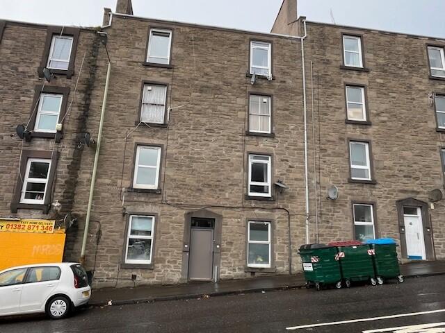 Main image of property: 42 1.R City Road, Dundee, DD2 2BJ