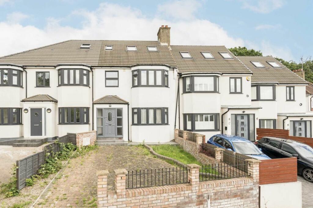 4 bedroom house for sale in Covington Way, Streatham, SW16
