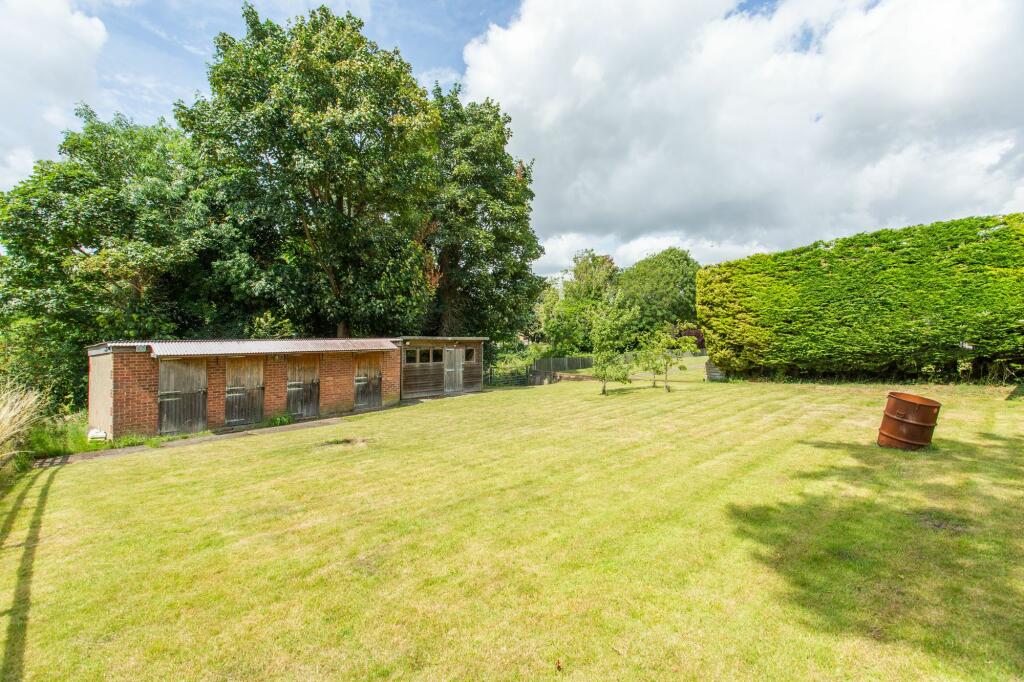 Additional property image - Shooters Hill, Eythorne, CT15