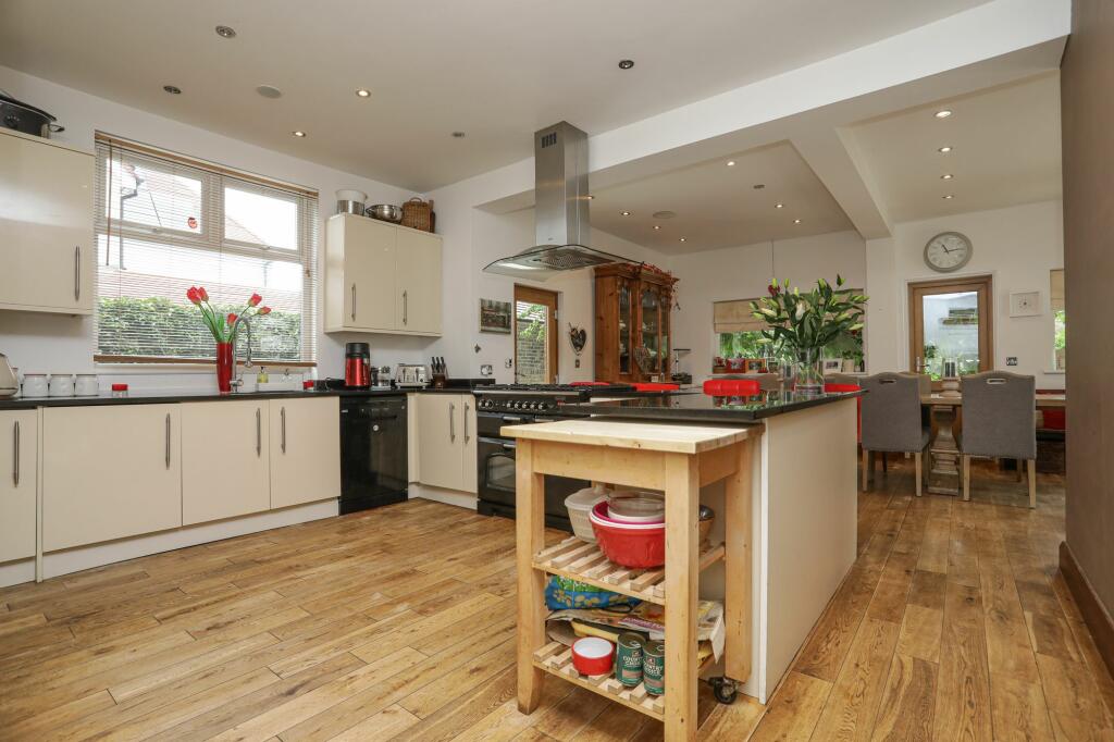 Additional property image - Devonshire Gardens, Margate, CT9