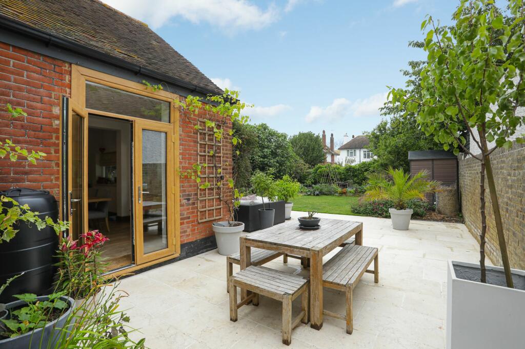 Additional property image - Devonshire Gardens, Margate, CT9