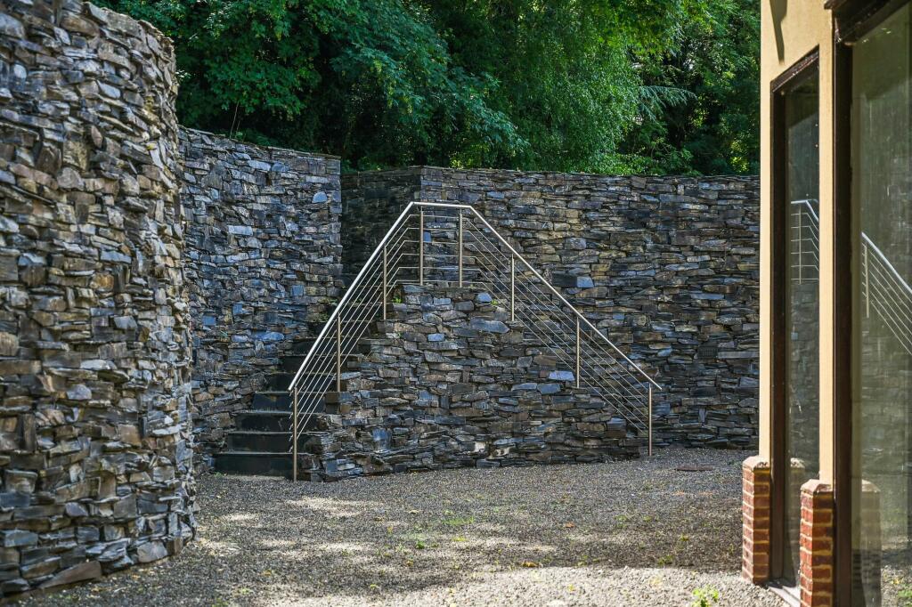 Additional property image - Taylors Hill, Chilham, CT4