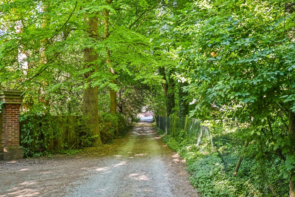 Additional property image - Taylors Hill, Chilham, CT4