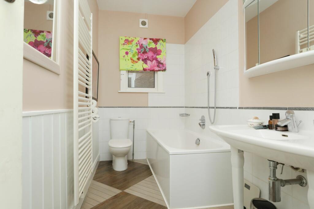 Additional property image - Eastern Esplanade, Broadstairs, CT10