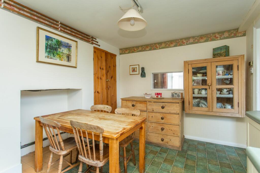 Additional property image - 4 Gladstone Road, Broadstairs, CT10