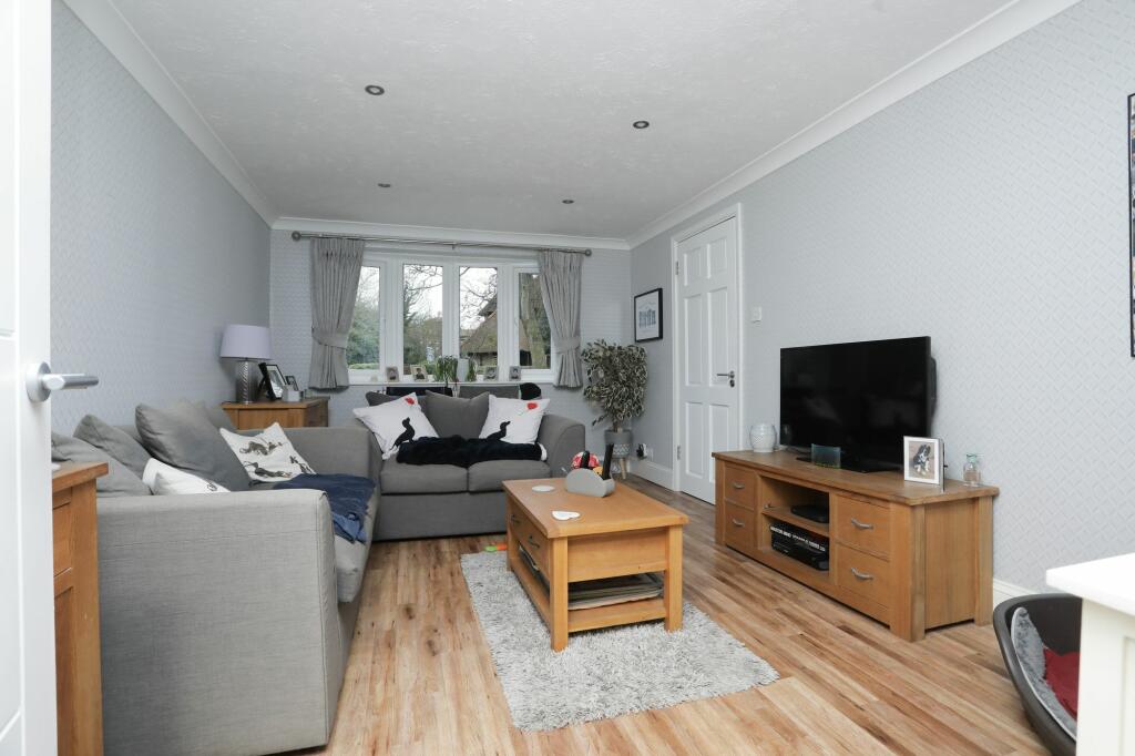 Additional property image - The Paddocks, Broadstairs, CT10