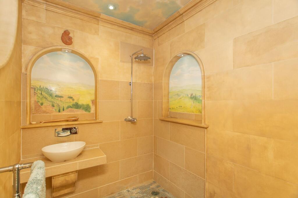 Additional property image - Cliff Street, Ramsgate, CT11