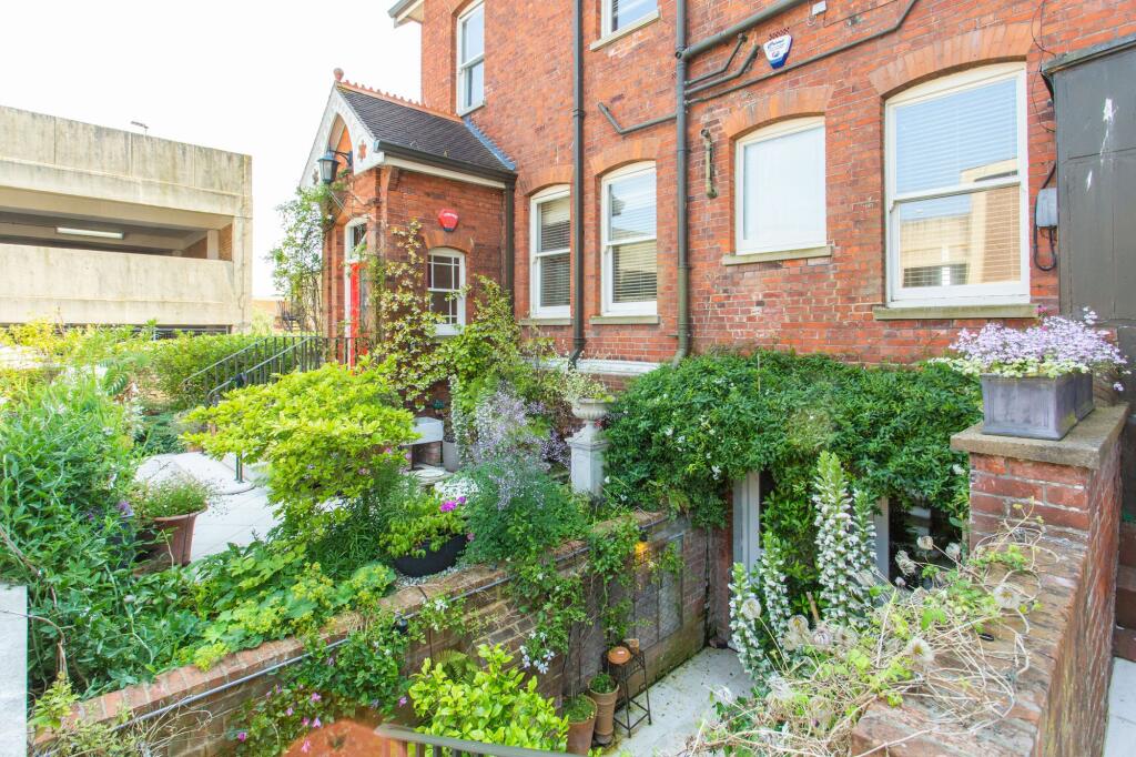 Additional property image - Cliff Street, Ramsgate, CT11
