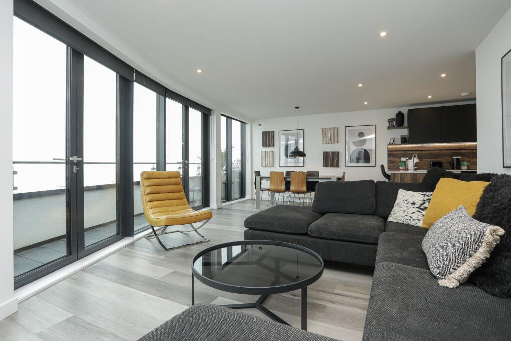 Additional property image - Beach Drive, Sea View, CT11