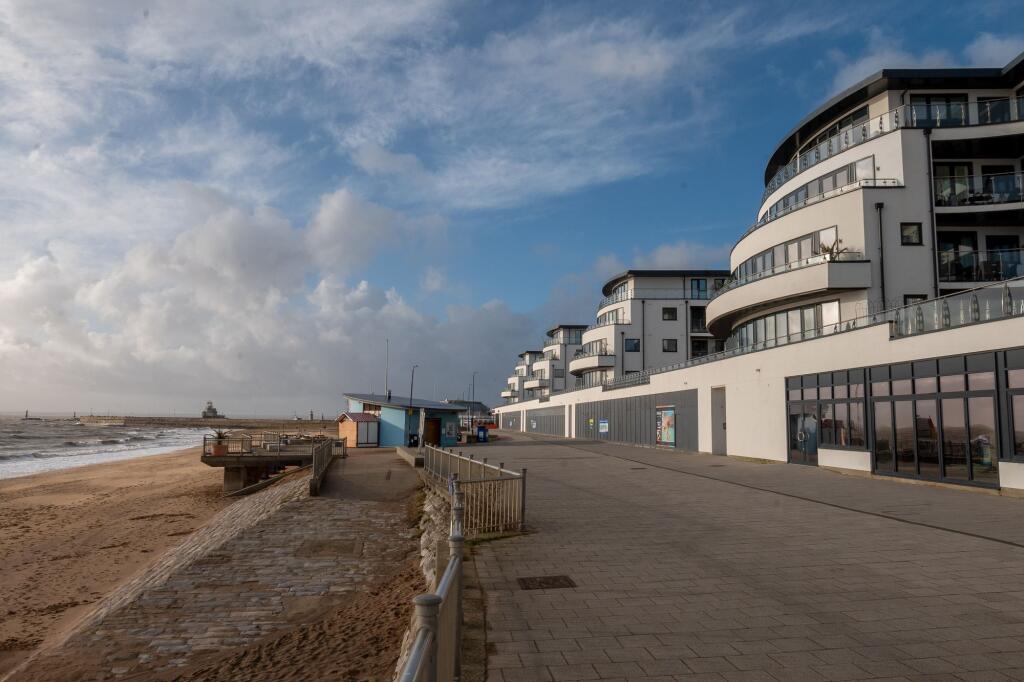 Additional property image - Beach Drive, Sea View, CT11