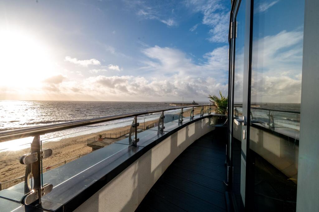 Additional property image - Beach Drive, Sea View, CT11