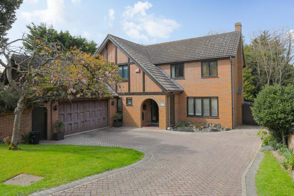 Main image of property: Knold Park, Margate, CT9