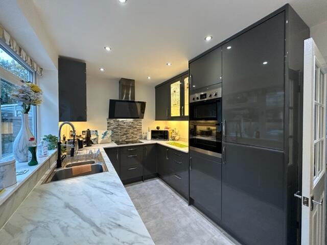 Main image of property: Gibbons Crescent, STOURPORT-ON-SEVERN