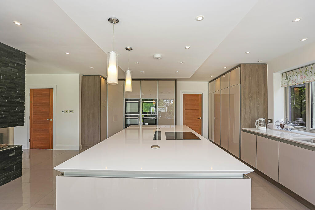 Additional property image - 21 The Crescent, Hampton-in-Arden, Solihull