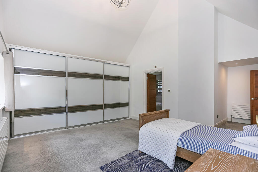 Additional property image - 21 The Crescent, Hampton-in-Arden, Solihull