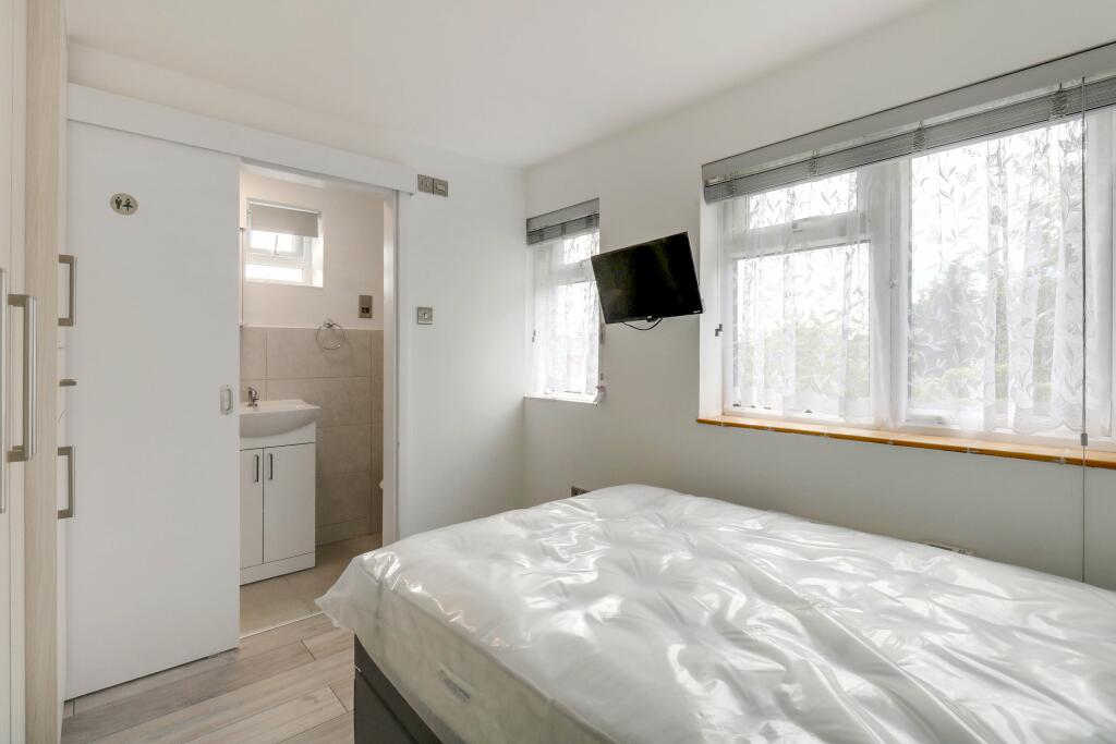 Main image of property: Rambler Close, Taplow, Buckinghamshire, SL6 0JT