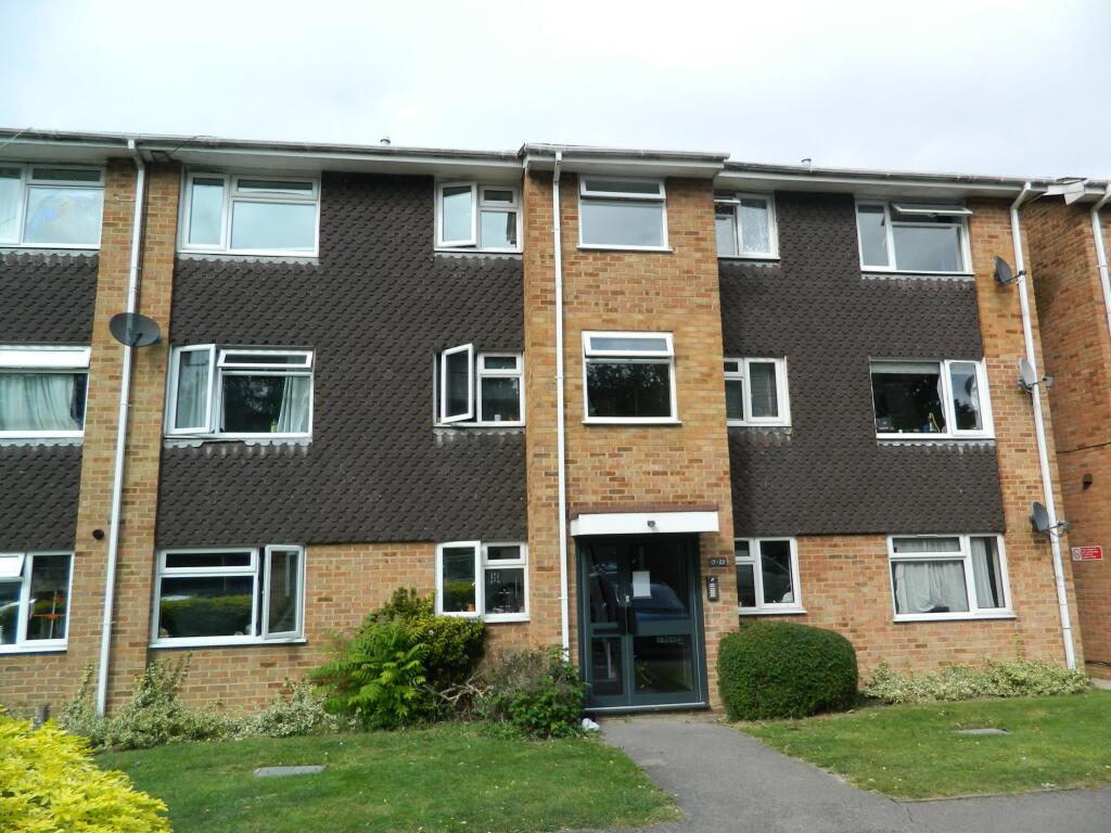 2 bedroom flat